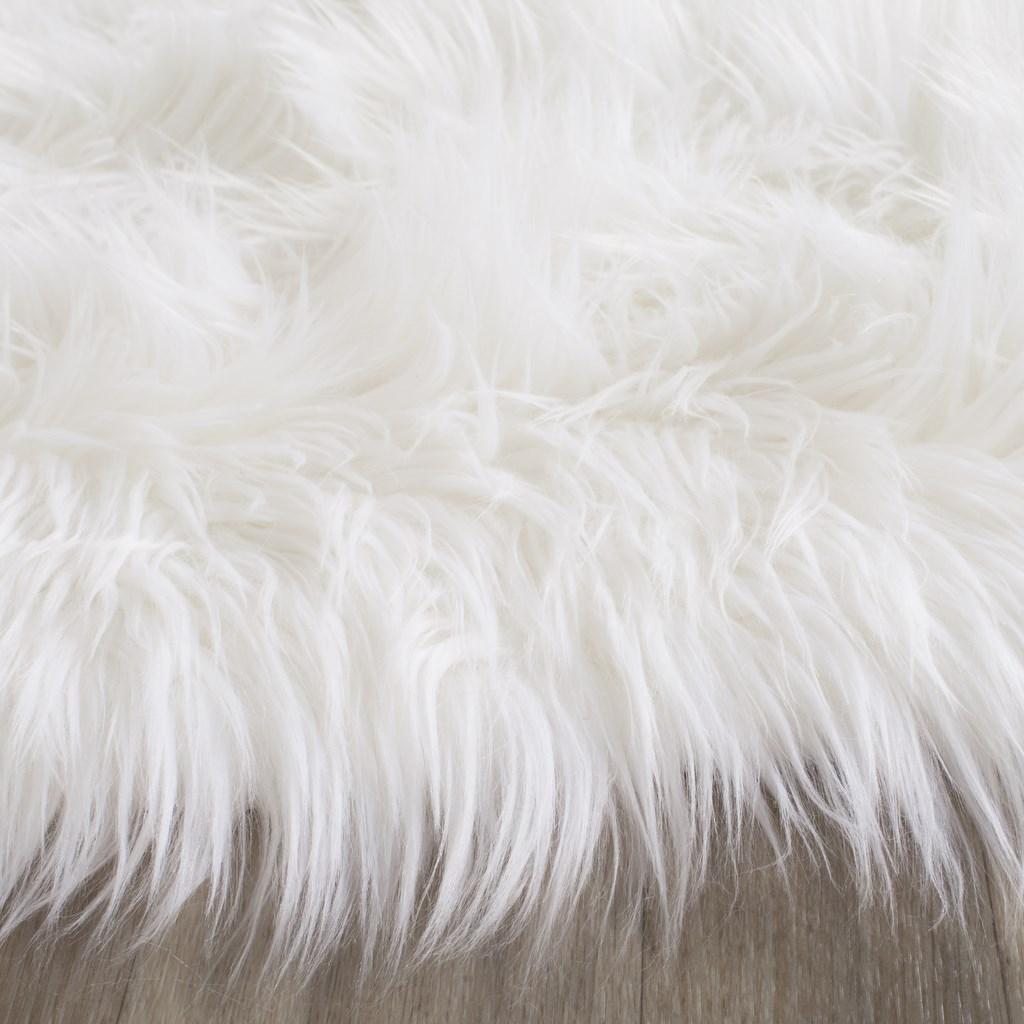 Safavieh Clearance Faux Sheep Skin FSS235A Ivory Rug