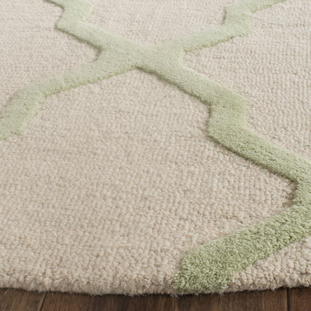 Safavieh Clearance Cambridge CAM121N Ivory Rug