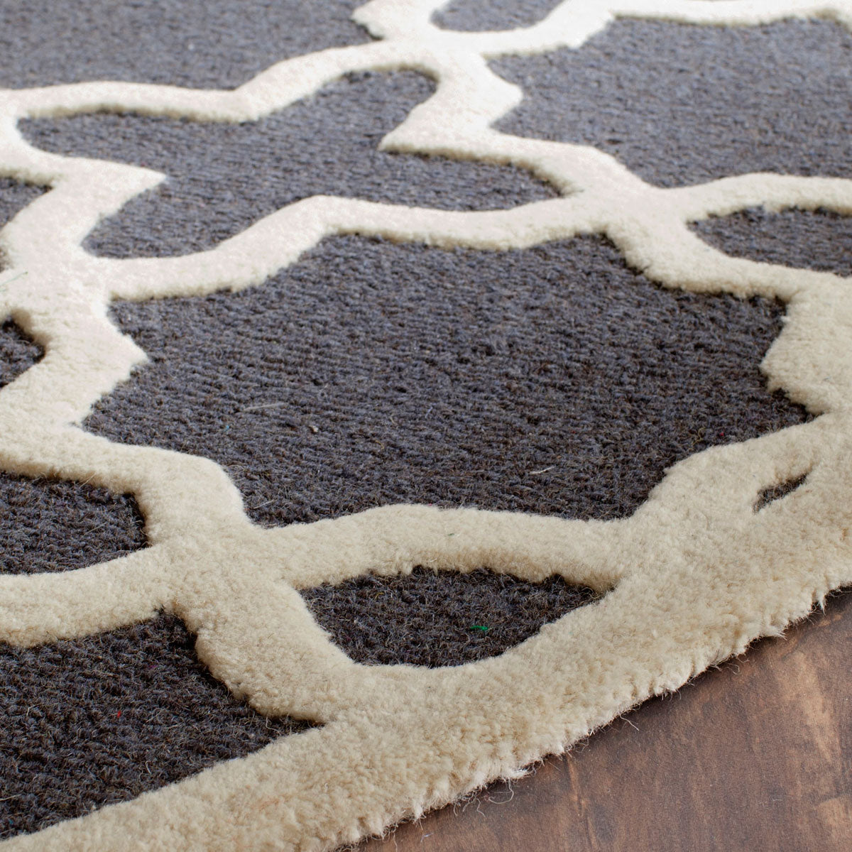 Safavieh Clearance Cambridge CAM125X Dark Grey Rug