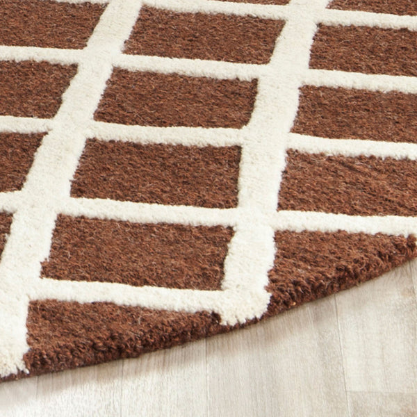 Safavieh Clearance Cambridge CAM135H Dark Brown Rug