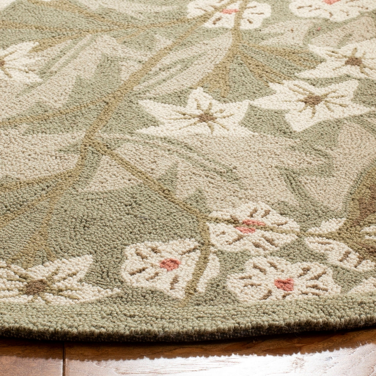 Safavieh Clearance Chelsea HK713A Green Rug