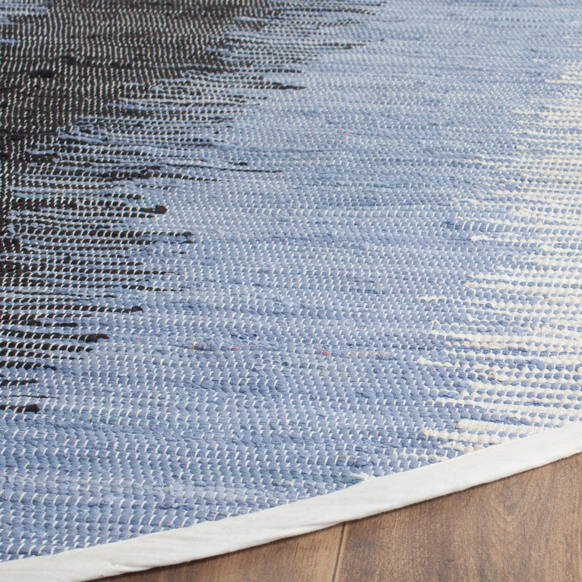 Safavieh Clearance Montauk MTK710A Black Rug