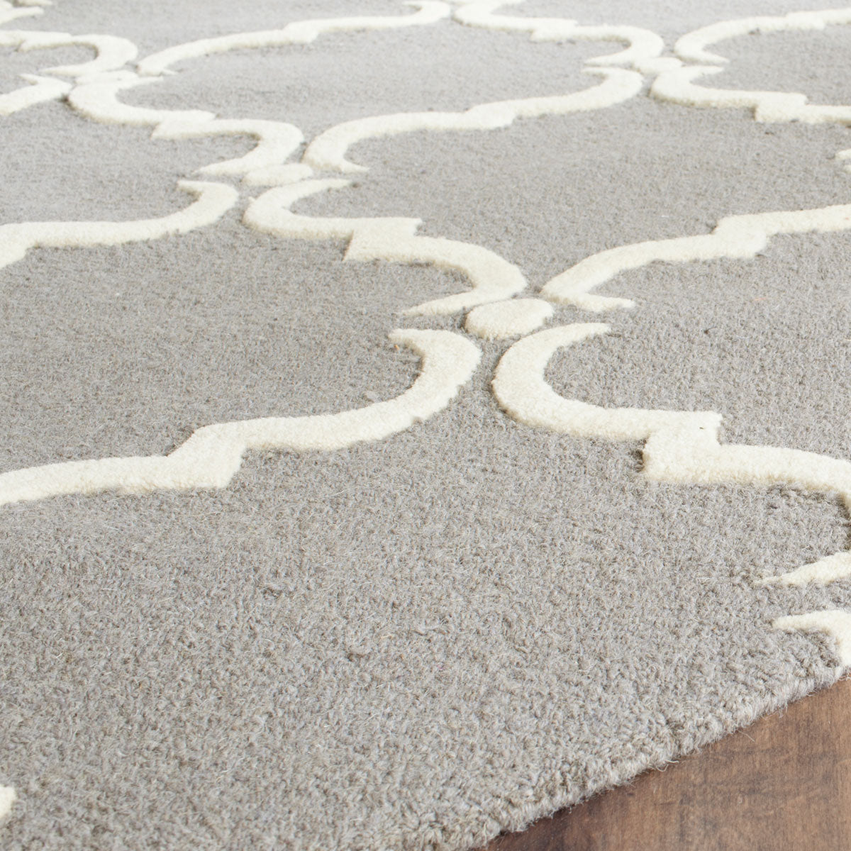Safavieh Clearance Cambridge CAM703D Grey Rug