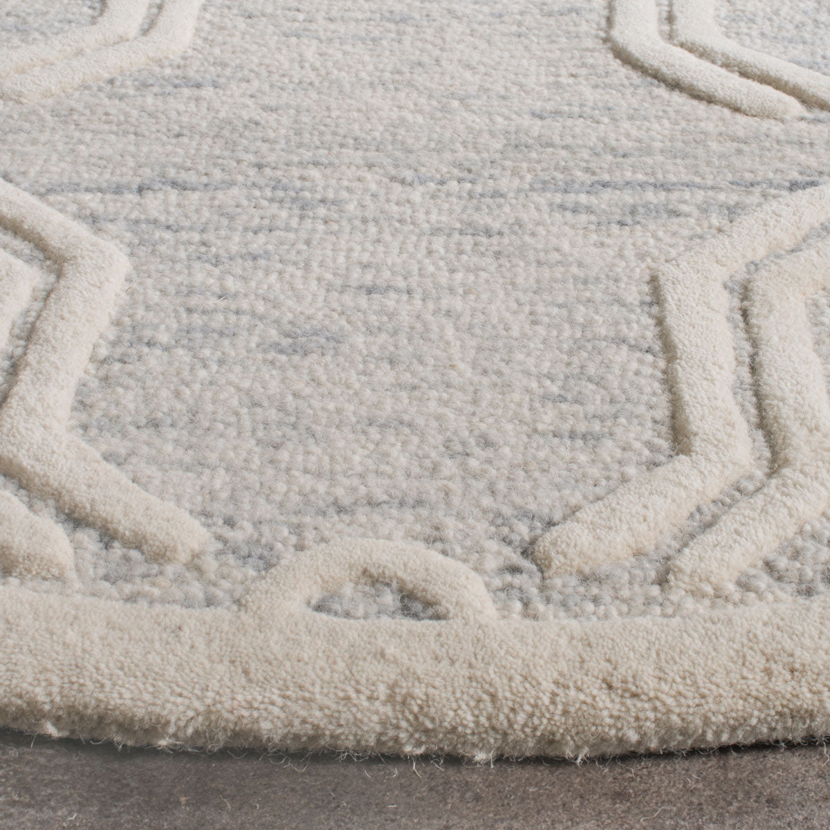 Safavieh Clearance Cambridge CAM728G Light Grey Rug