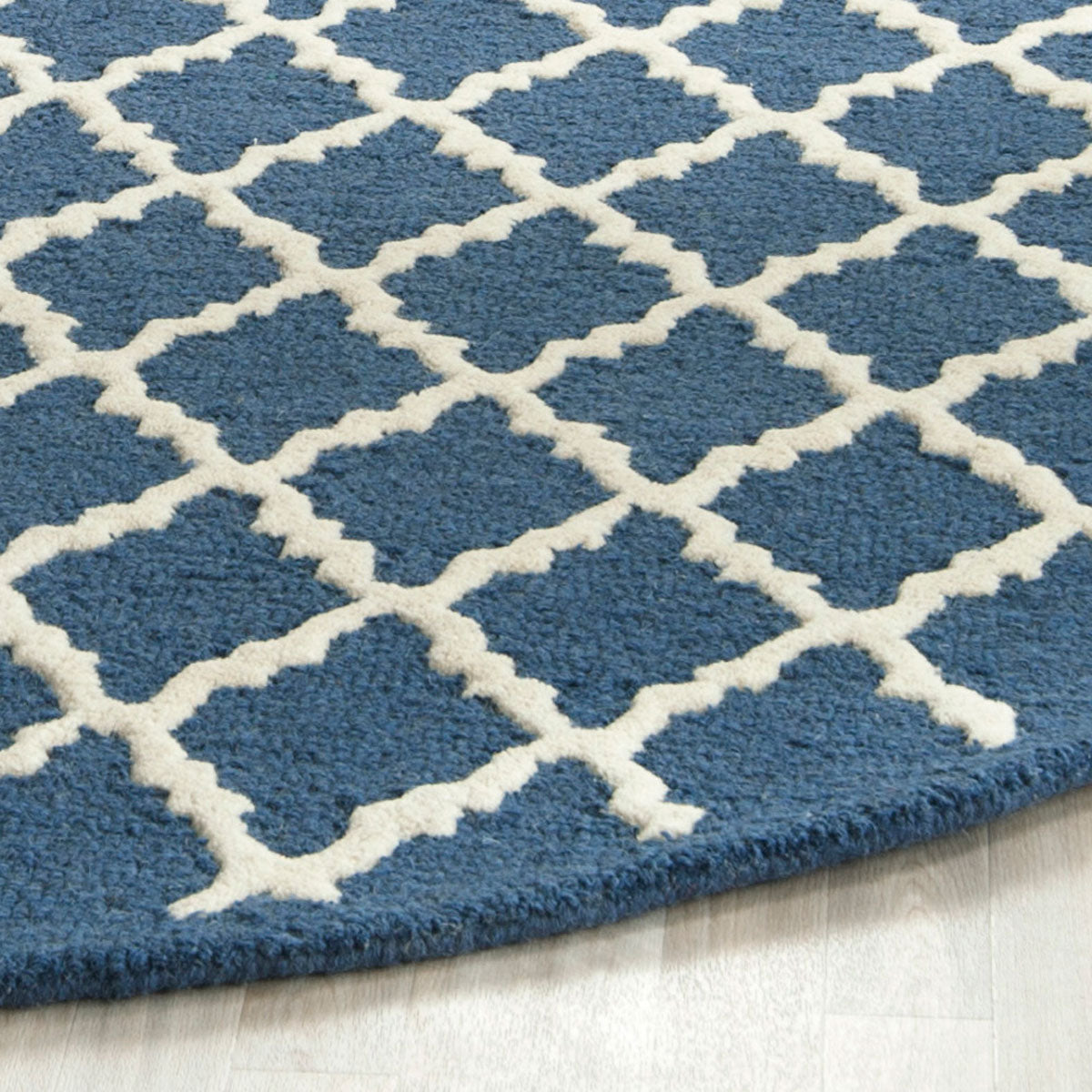 Safavieh Clearance Cambridge CAM137G Navy Rug