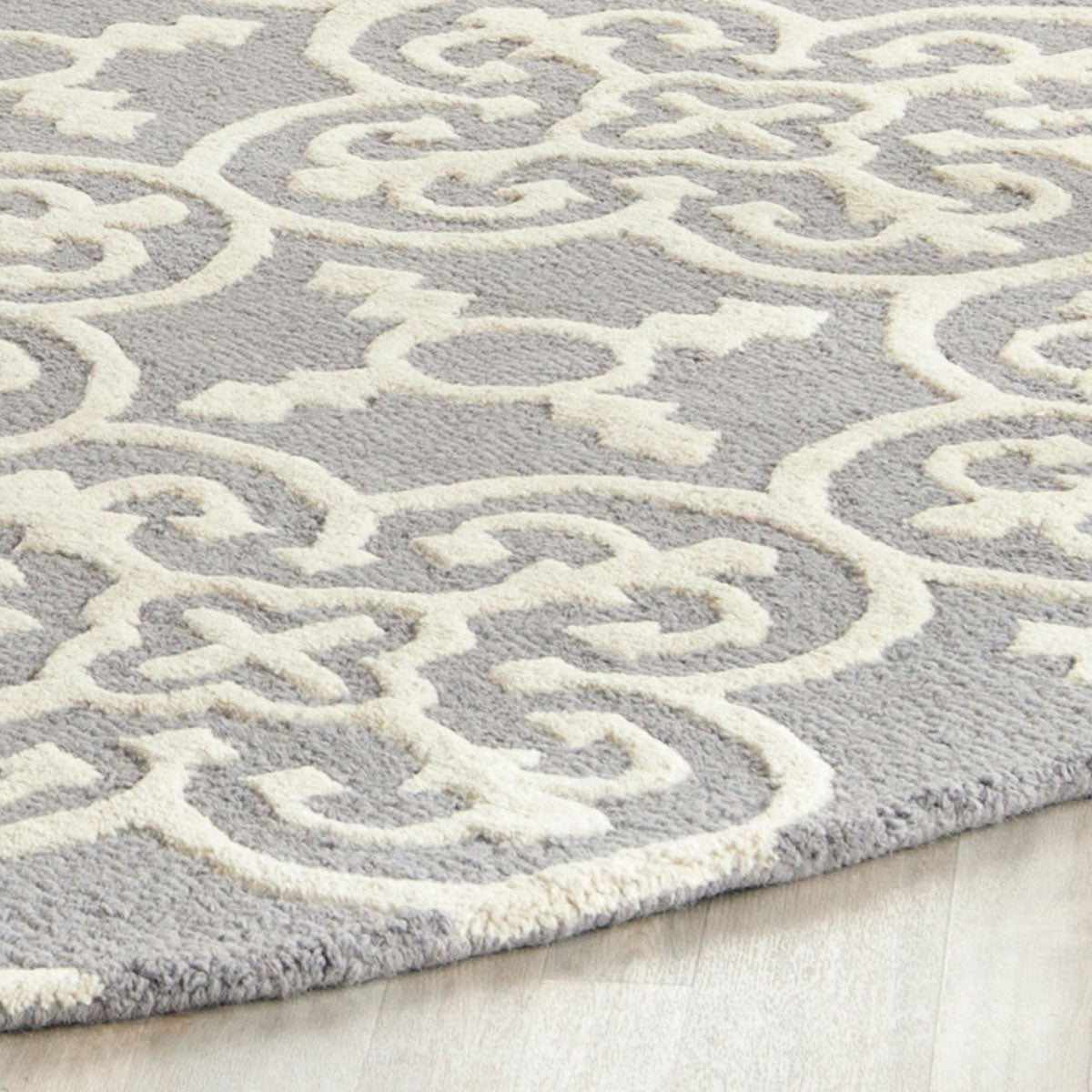 Safavieh Clearance Cambridge CAM133D Silver Rug