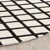 Safavieh Clearance Chatham CHT718A Ivory Rug