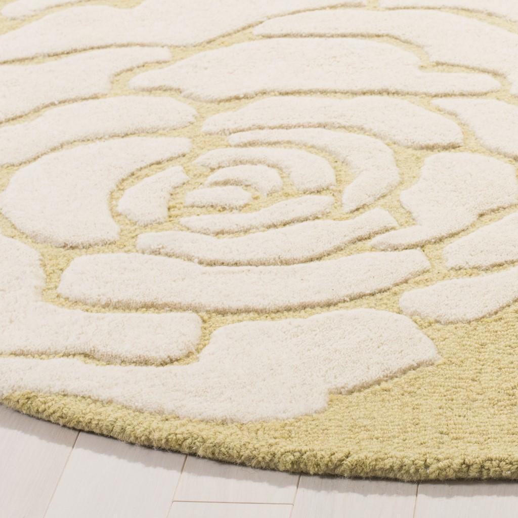 Safavieh Clearance Cambridge CAM782Q Light Gold Rug