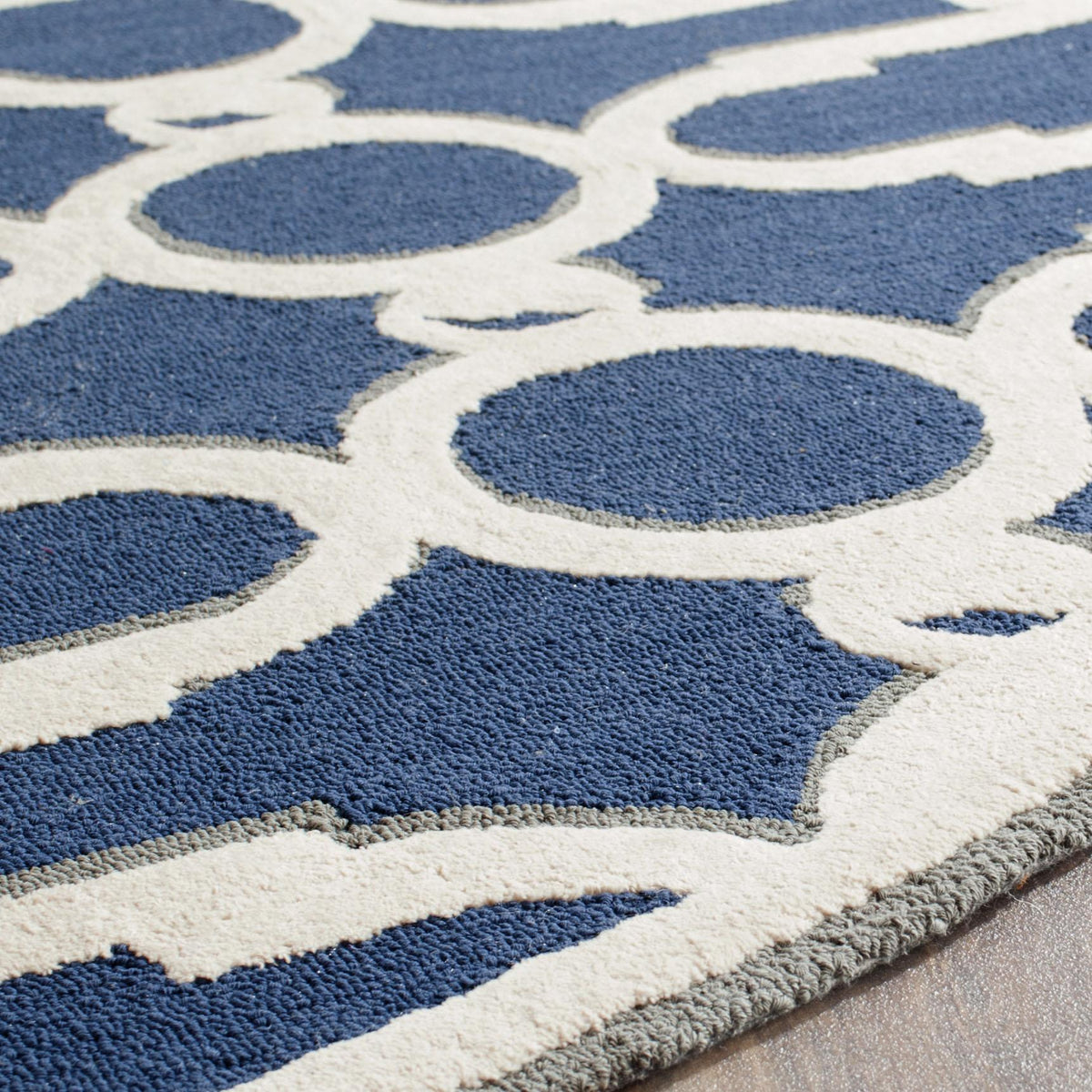 Safavieh Clearance Newport II NPT434C Royal Blue Rug