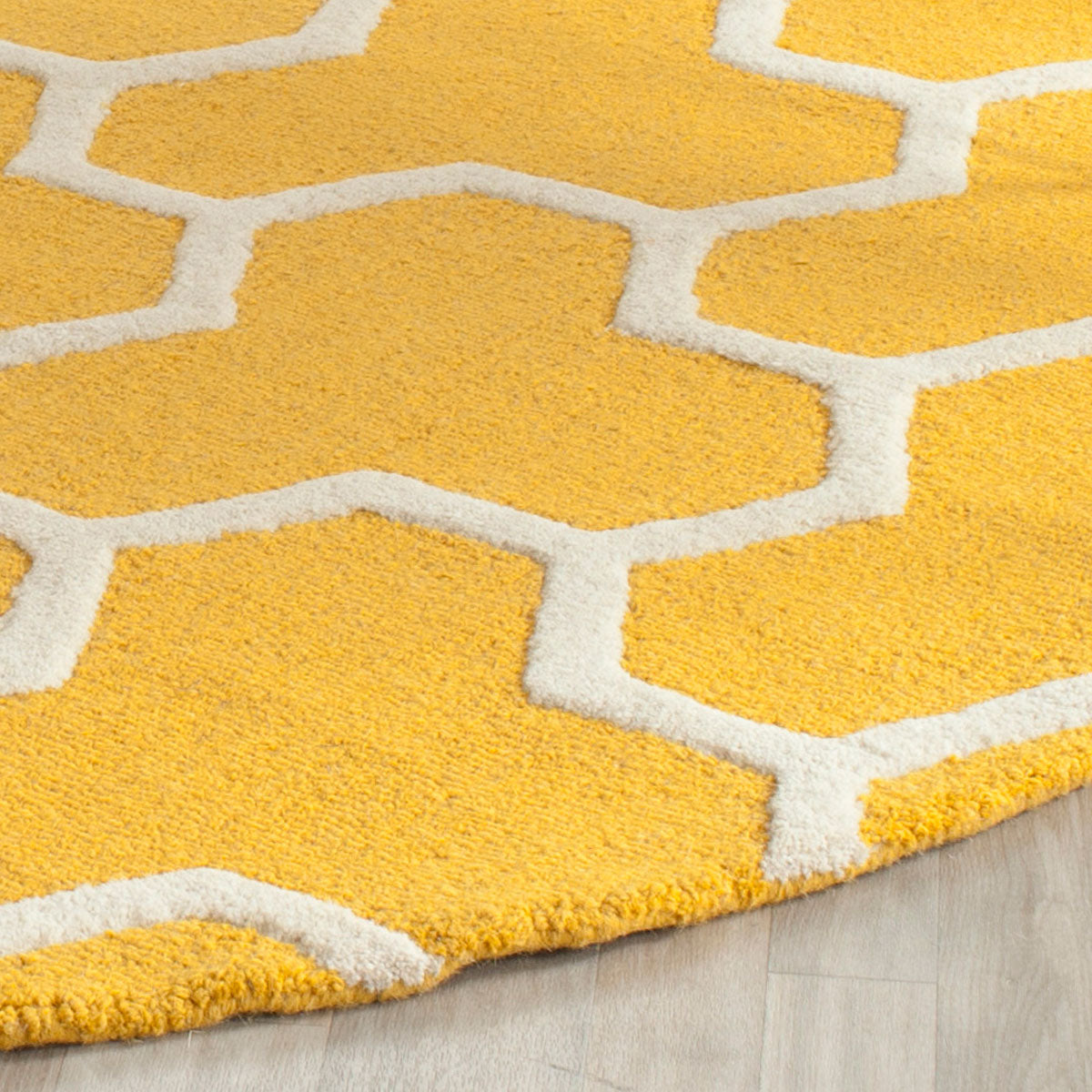 Safavieh Clearance Cambridge CAM146Q Gold Rug