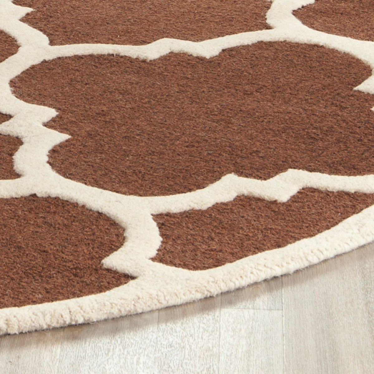 Safavieh Clearance Cambridge CAM140H Dark Brown Rug