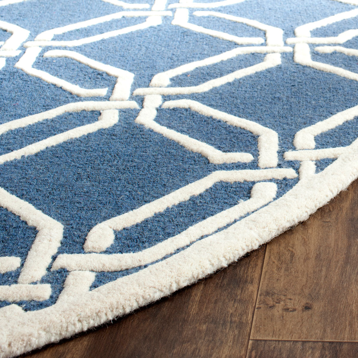 Safavieh Clearance Cambridge CAM311M Navy Rug