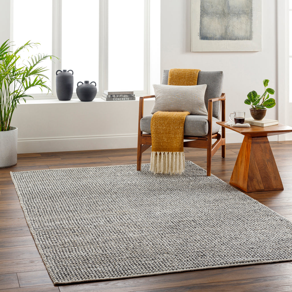 surya reika rek 2302 rug