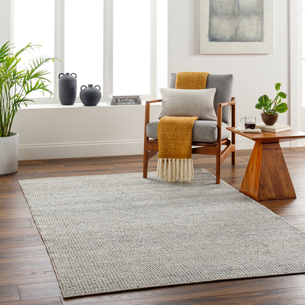 surya reika rek 2306 rug