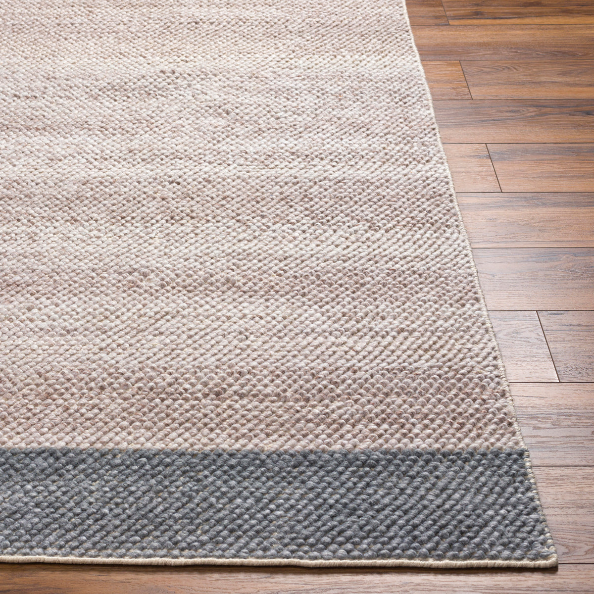 surya reika rek 2308 rug