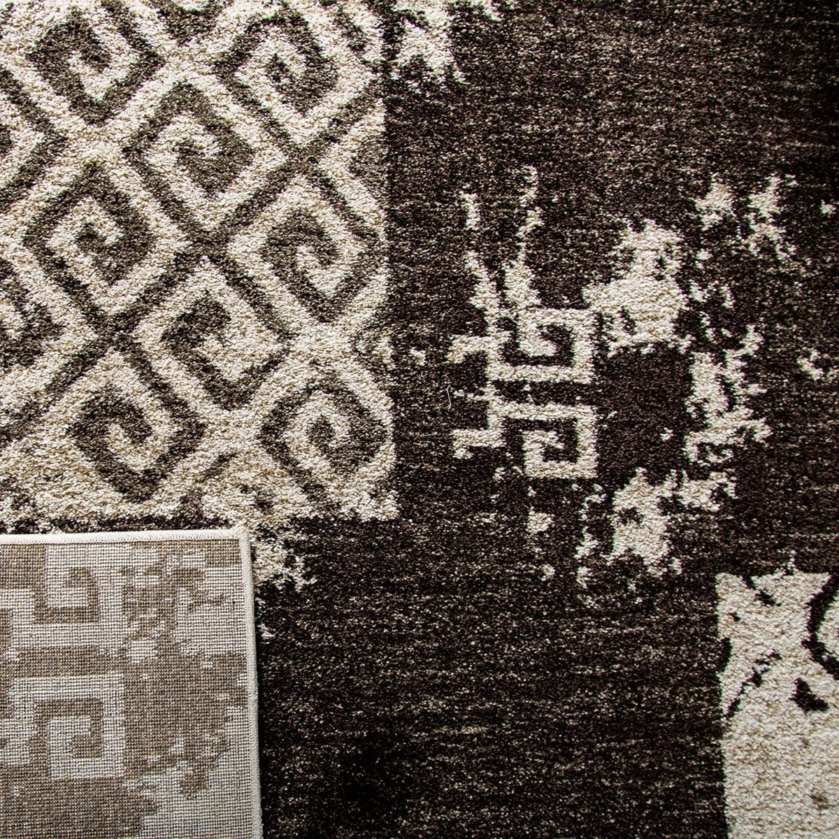 safavieh clearance retro ret2135 1125 creme rug