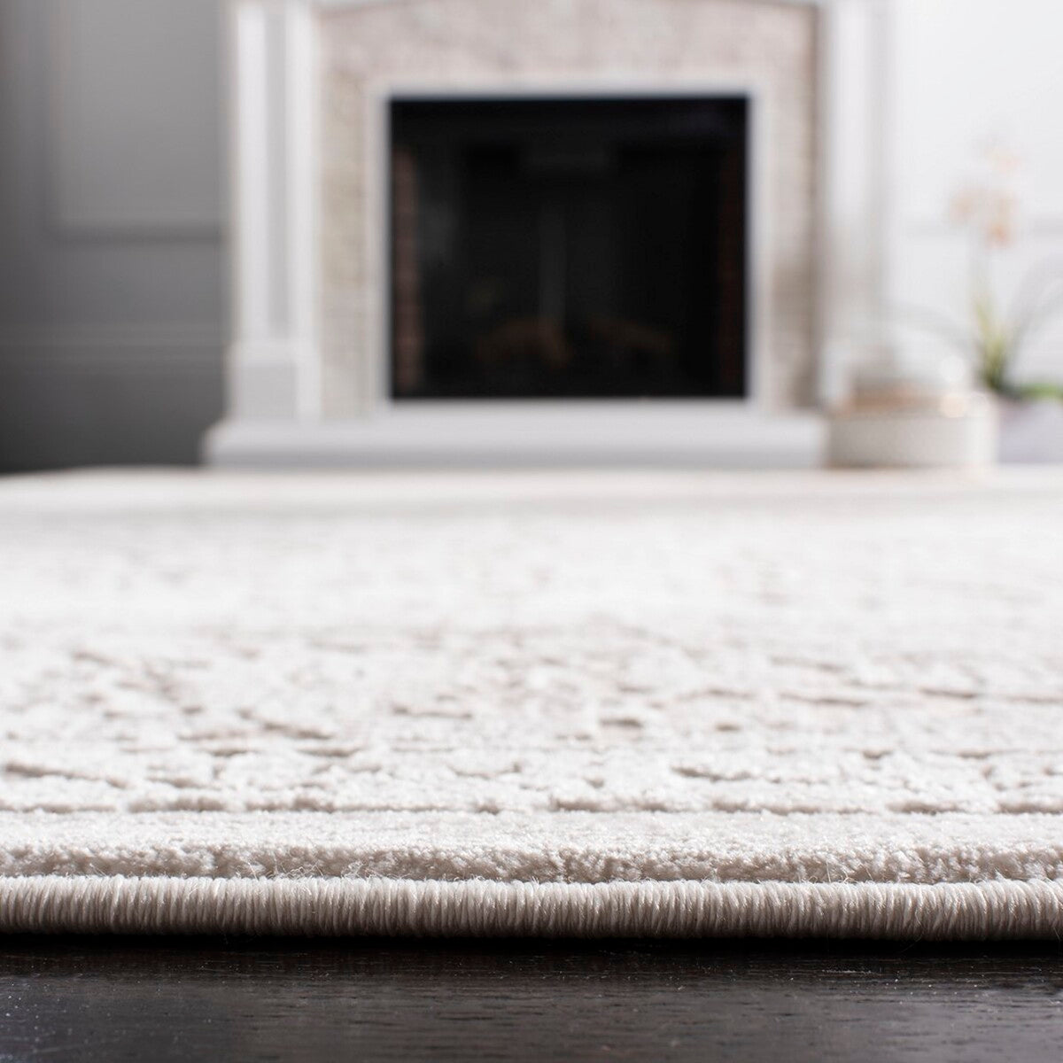 safavieh clearance reflection rft667d creme rug
