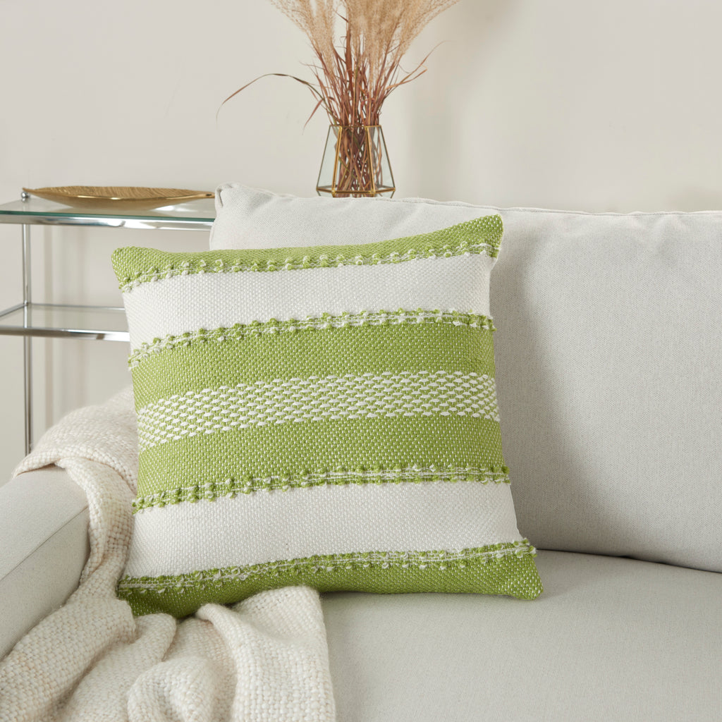 nourison outdoor vj088 green pillow