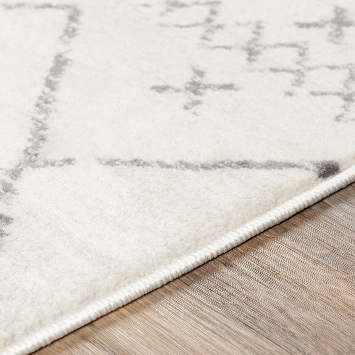 surya roma rom 2338 white rug