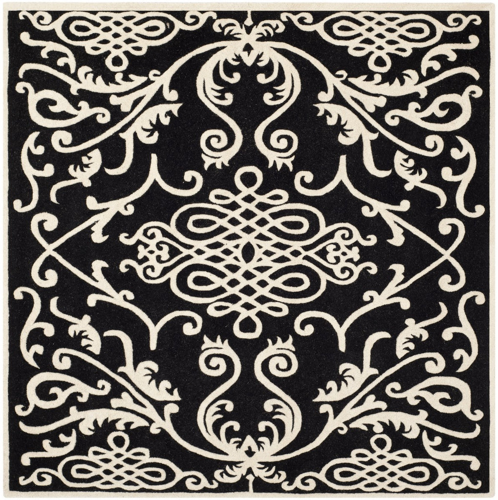 Safavieh Clearance Soho. SOH120A Black Rug