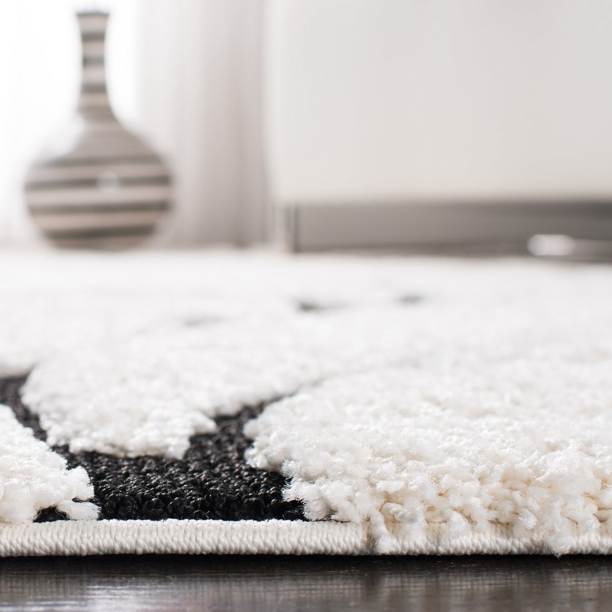 safavieh clearance shag sg455 1290 ivory rug