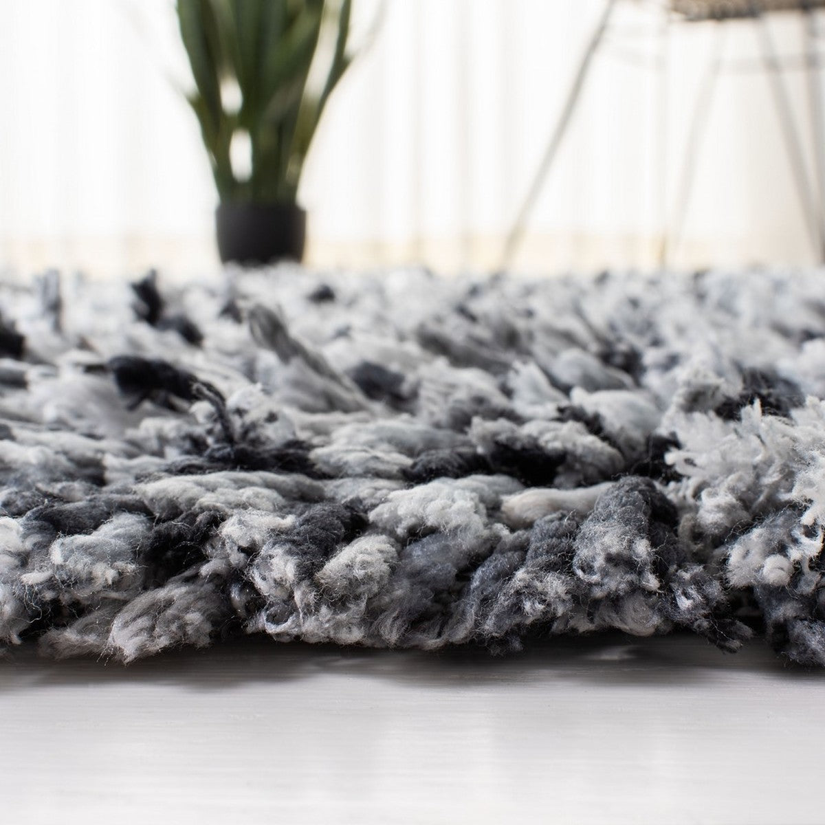 safavieh clearance rio shag sg960h black rug