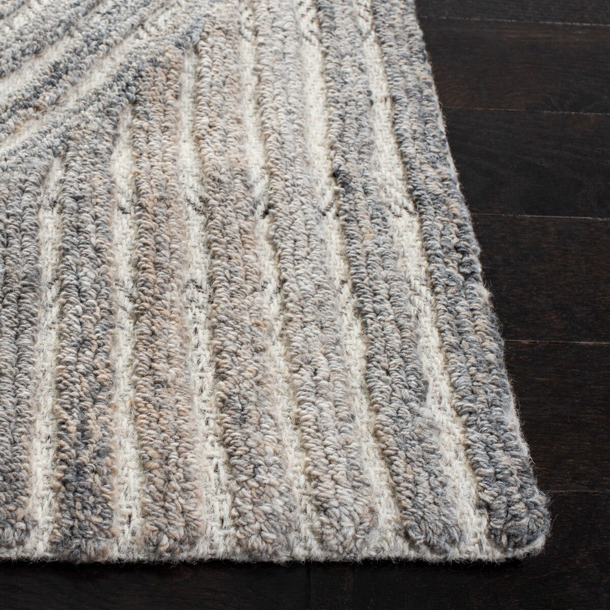 safavieh clearance south hampton sha301b beige rug
