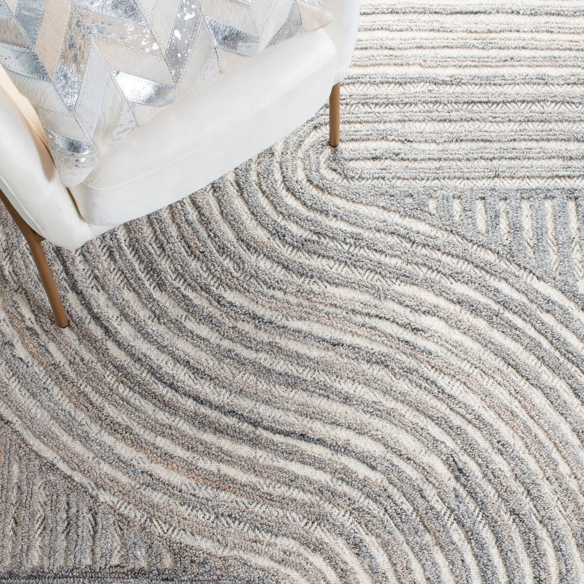 safavieh clearance south hampton sha301b beige rug