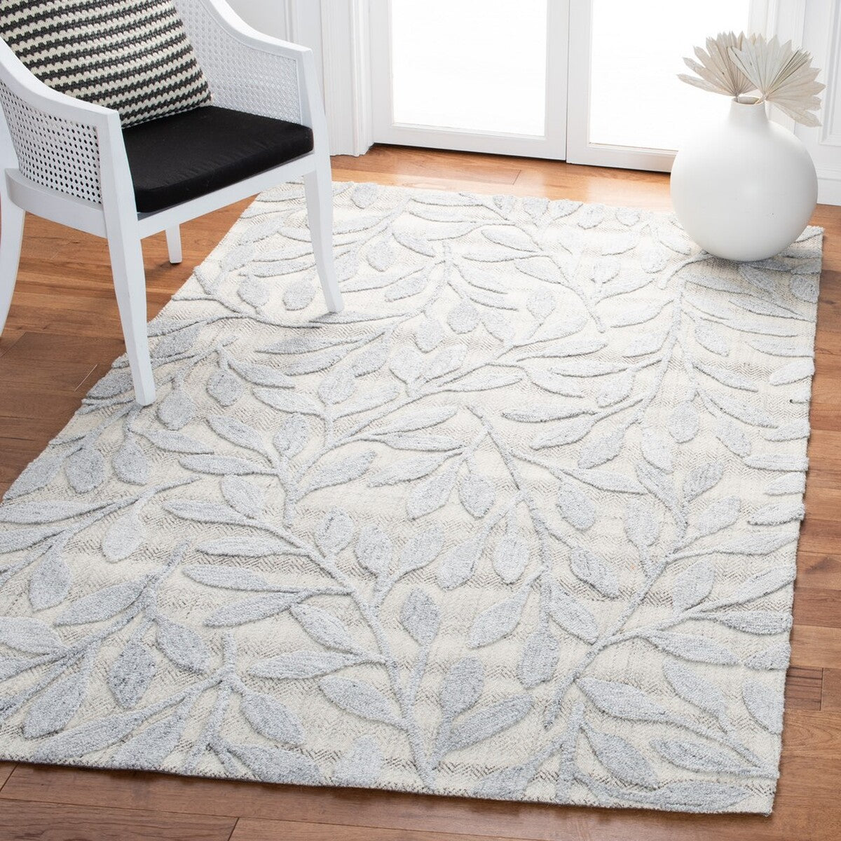 safavieh clearance south hampton sha302f grey rug