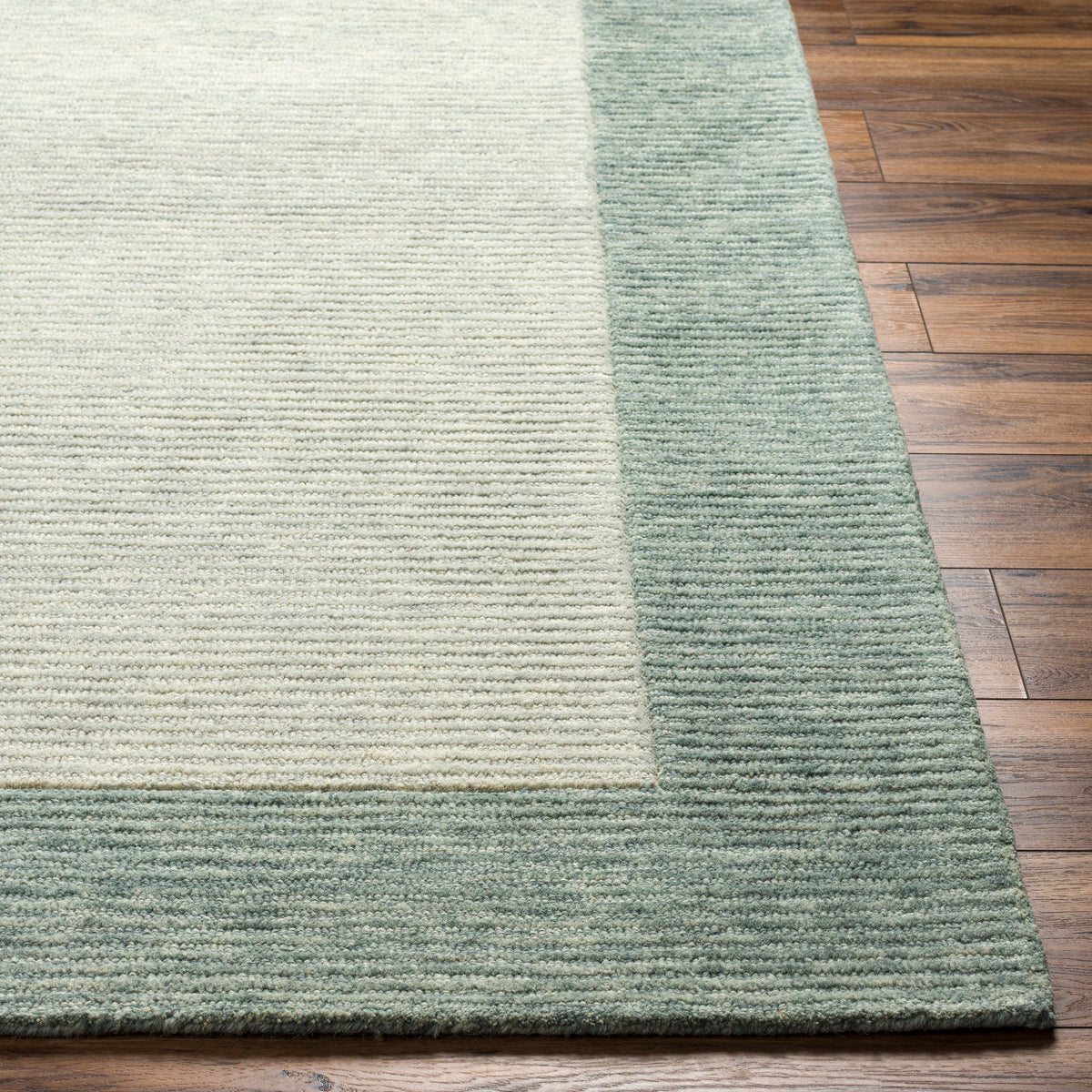 surya skylar slr 2302 rug