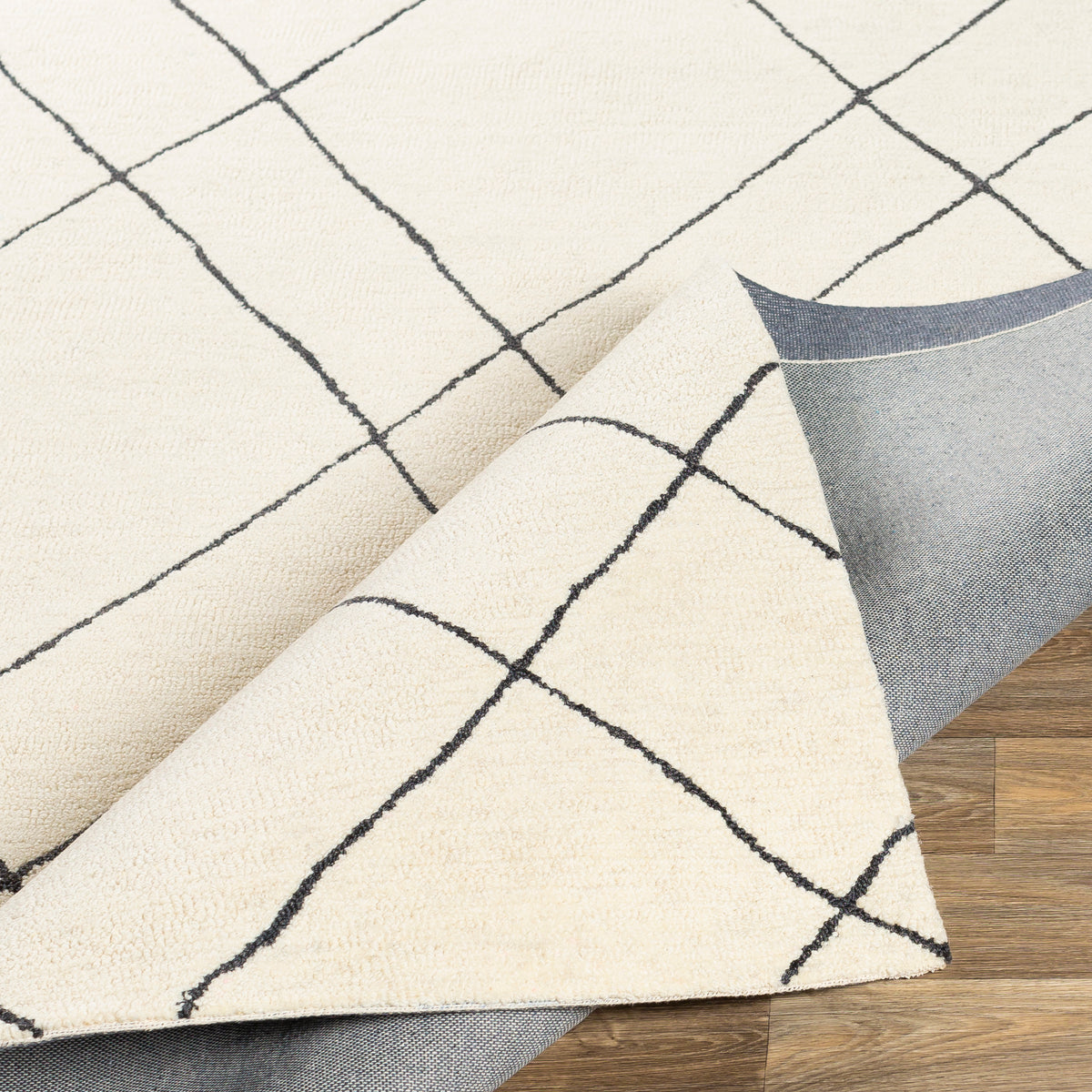 Surya Sinop Black Rug | Wool Rugs | Rugs Done Right 