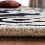 safavieh clearance soho soh120a black rug
