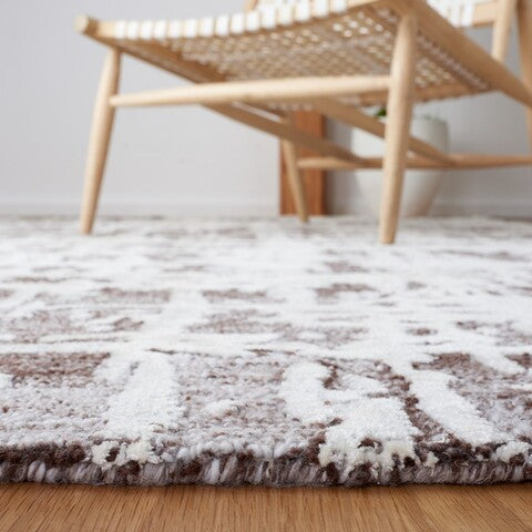 safavieh clearance soho soh657t brown rug