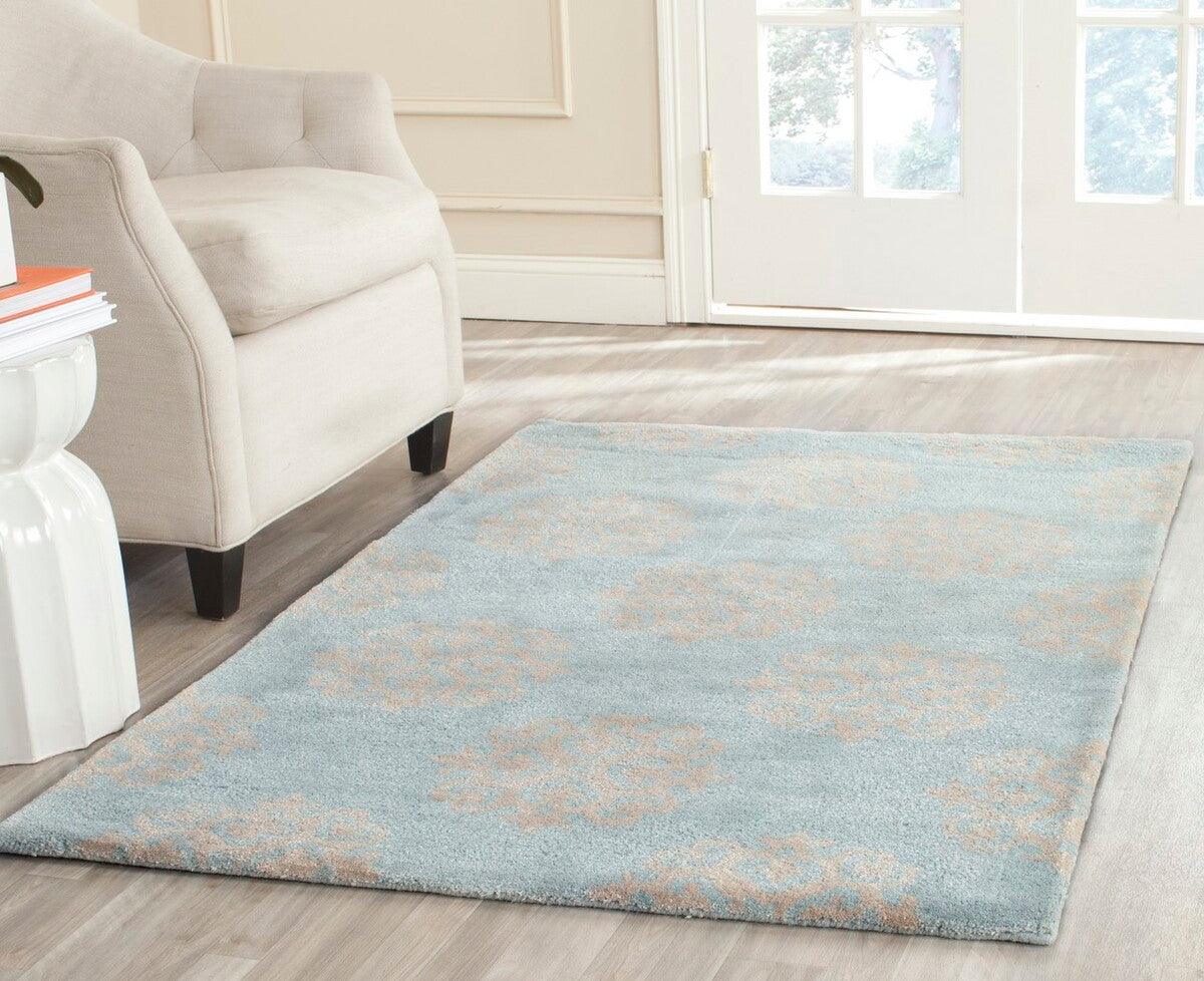safavieh clearance soho soh724a light blue rug