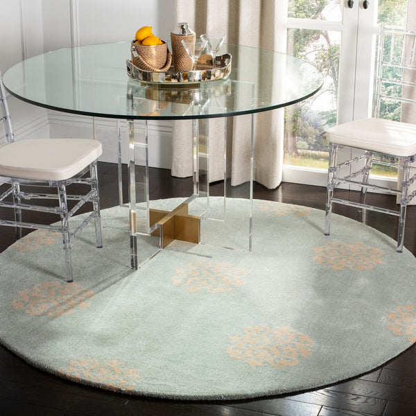 safavieh clearance soho soh724a light blue rug