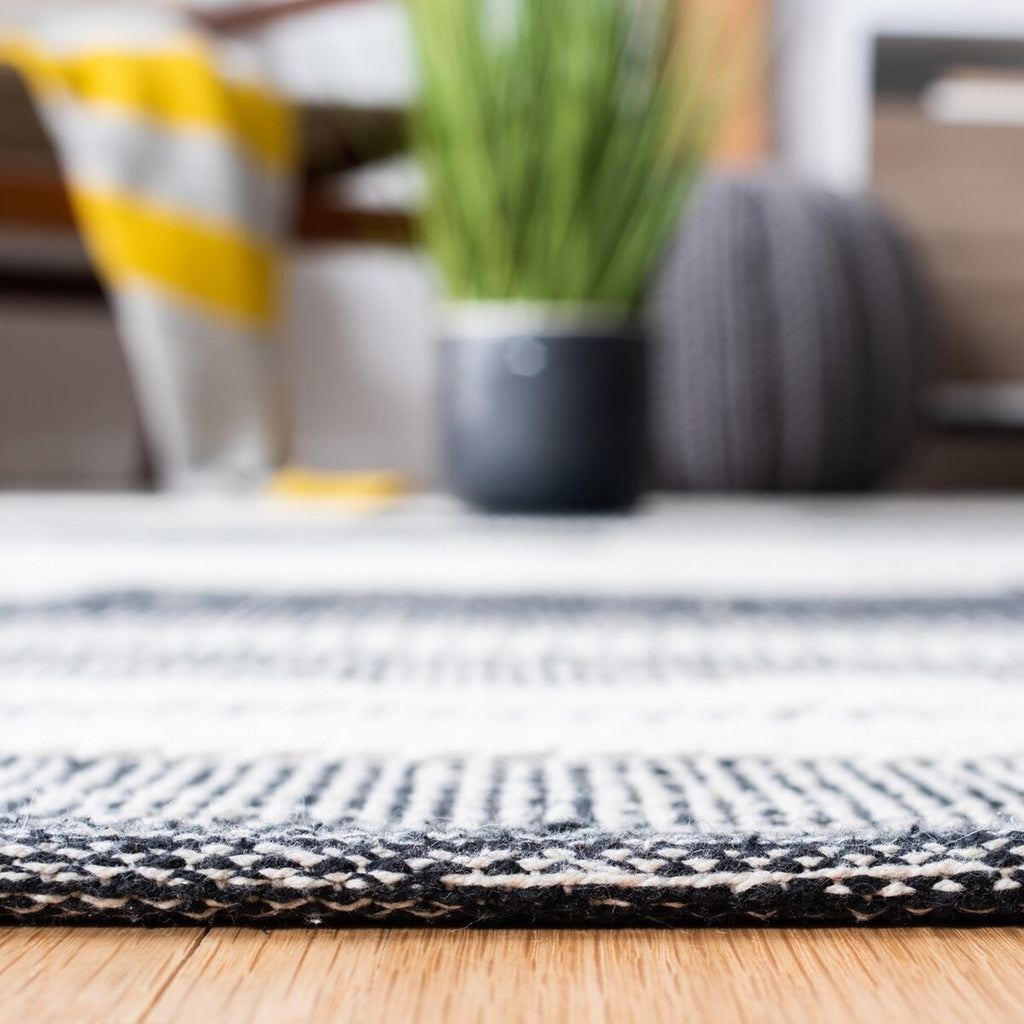 safavieh clearance striped kilim stk506a ivory rug