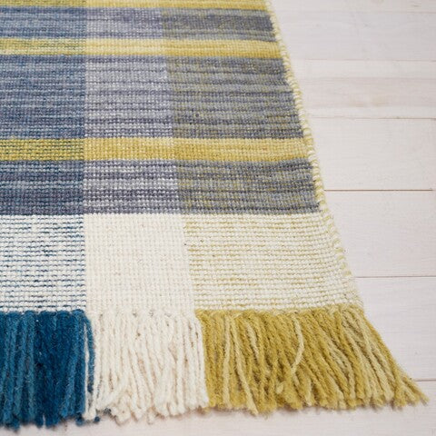 safavieh clearance striped kilim stk706b beige rug
