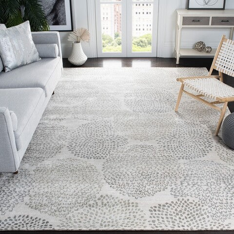 safavieh clearance tibetan tb601g silver rug