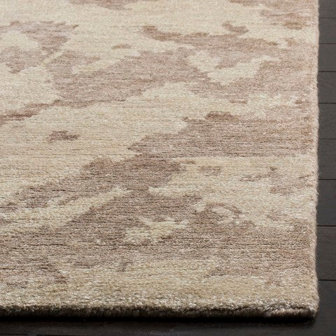 Safavieh Clearance Tibetan TB945A Brown Rug