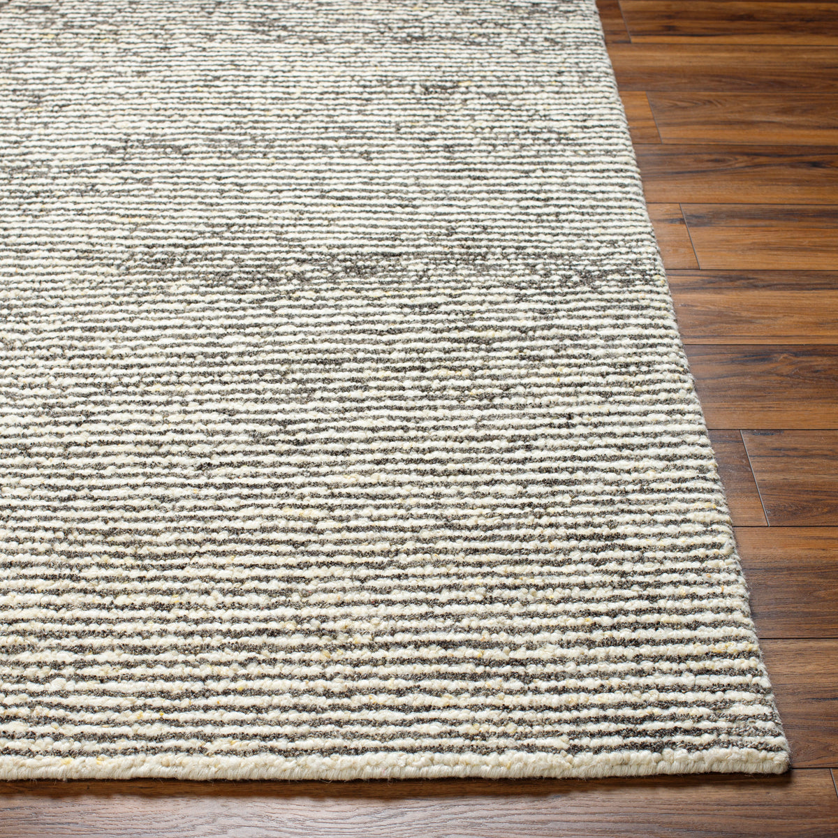 surya totenham tth 2301 medium grey rug