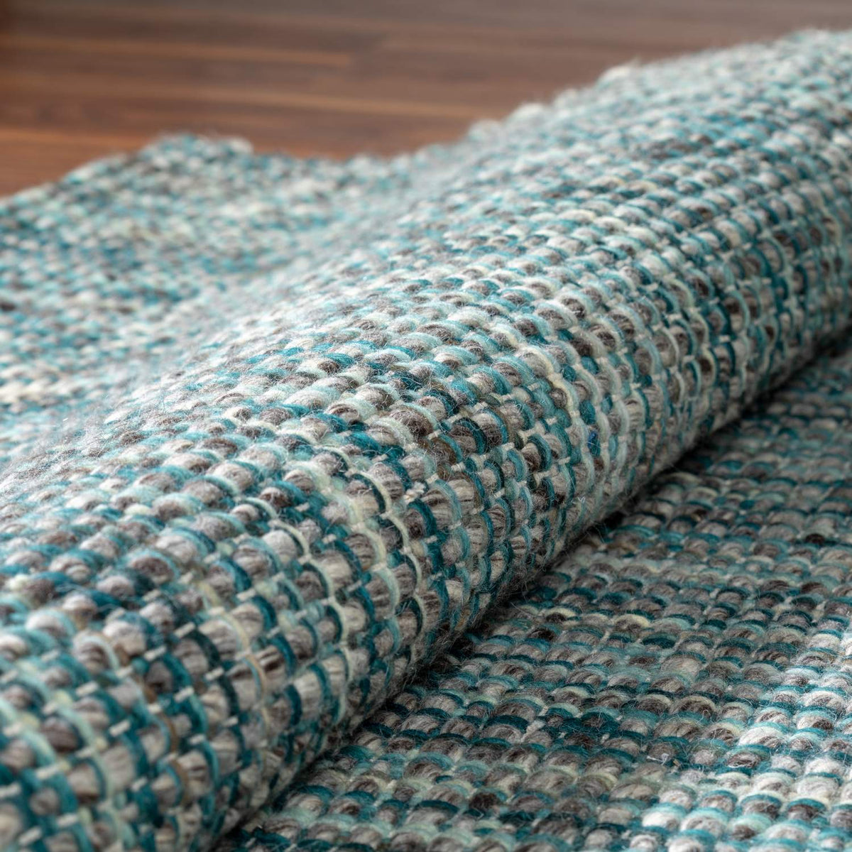 dalyn bondi bd1 turquoise rug