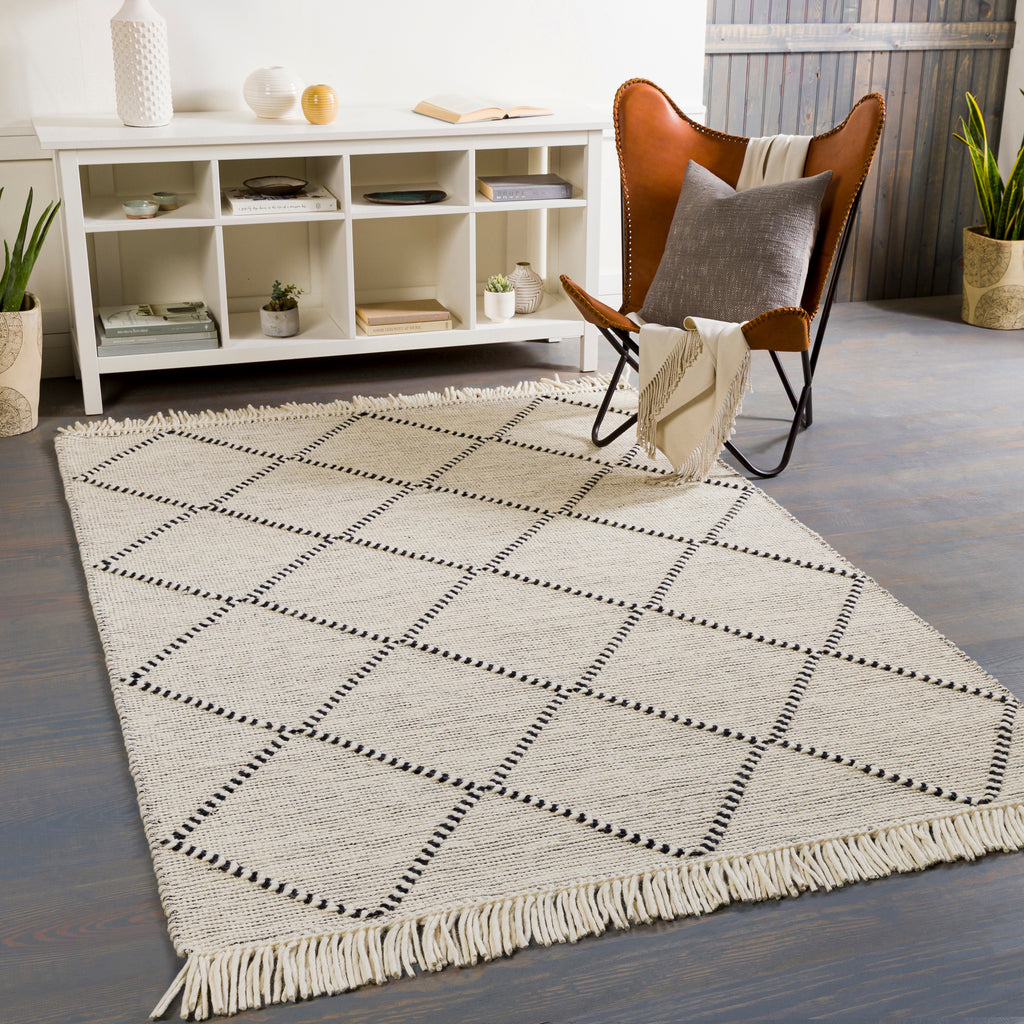 surya uttar utt 2302 black rug