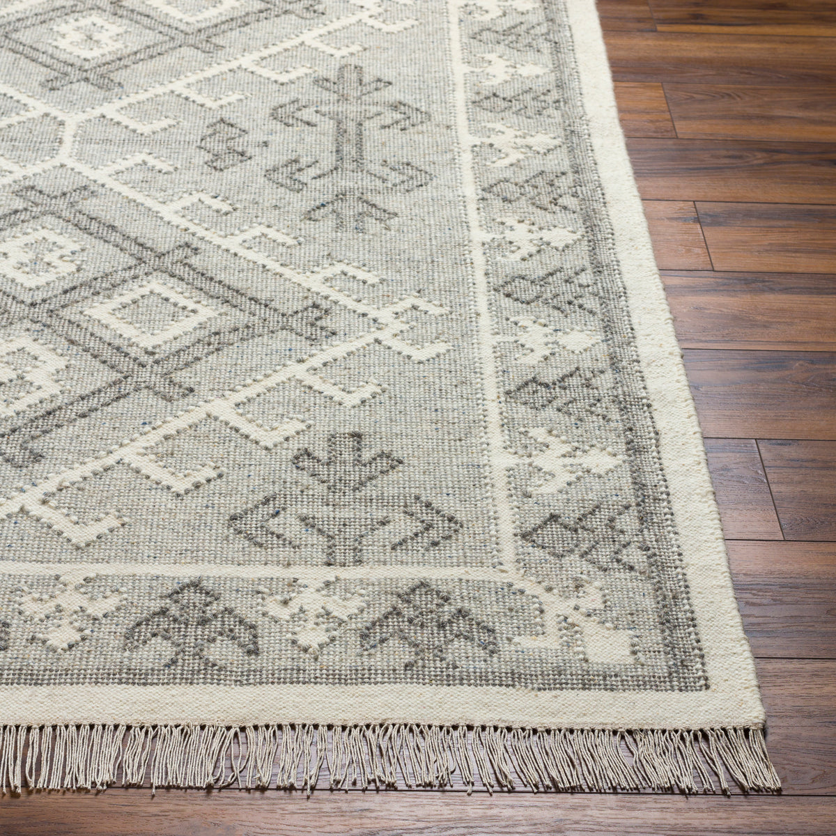 surya valerie vla 2305 rug