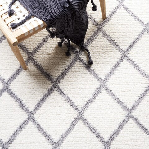safavieh clearance vermont vrm552a ivory rug