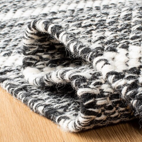 safavieh clearance vermont vrm802z black rug